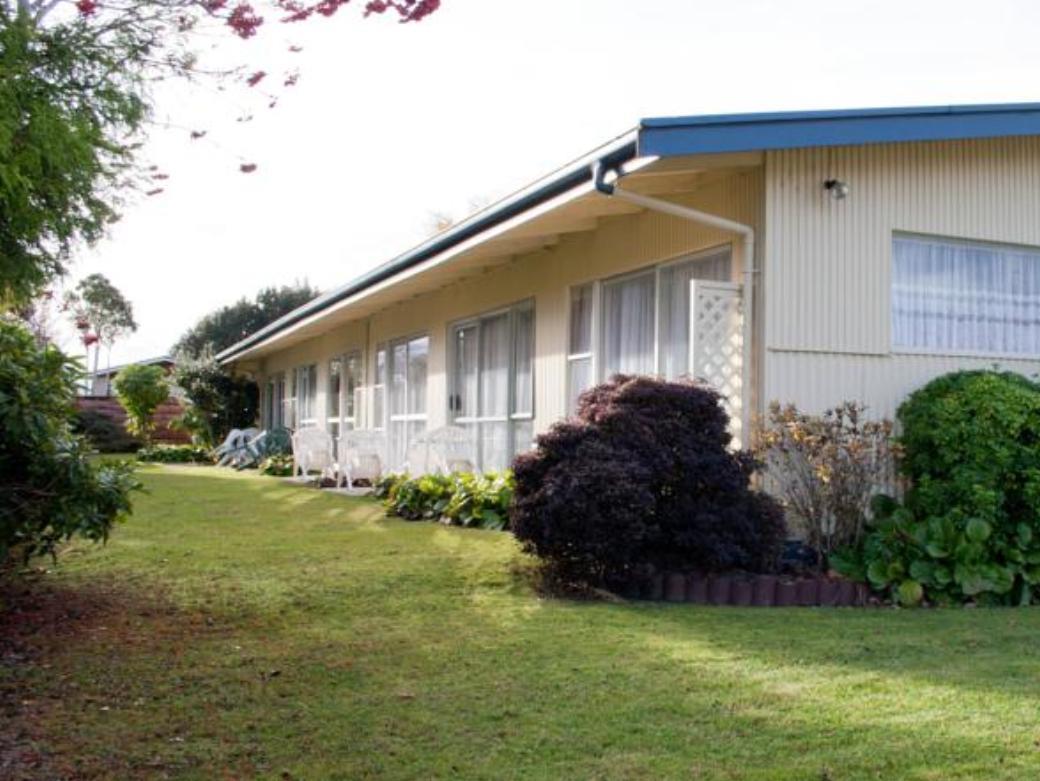 Alpenhorn Motel Te Anau Exterior foto